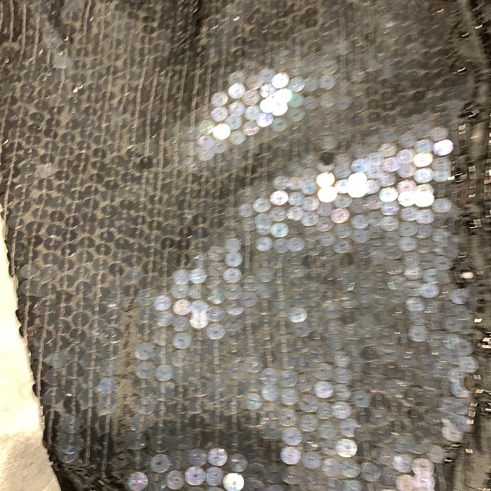 Embellished vest - Picture 3 of 8
